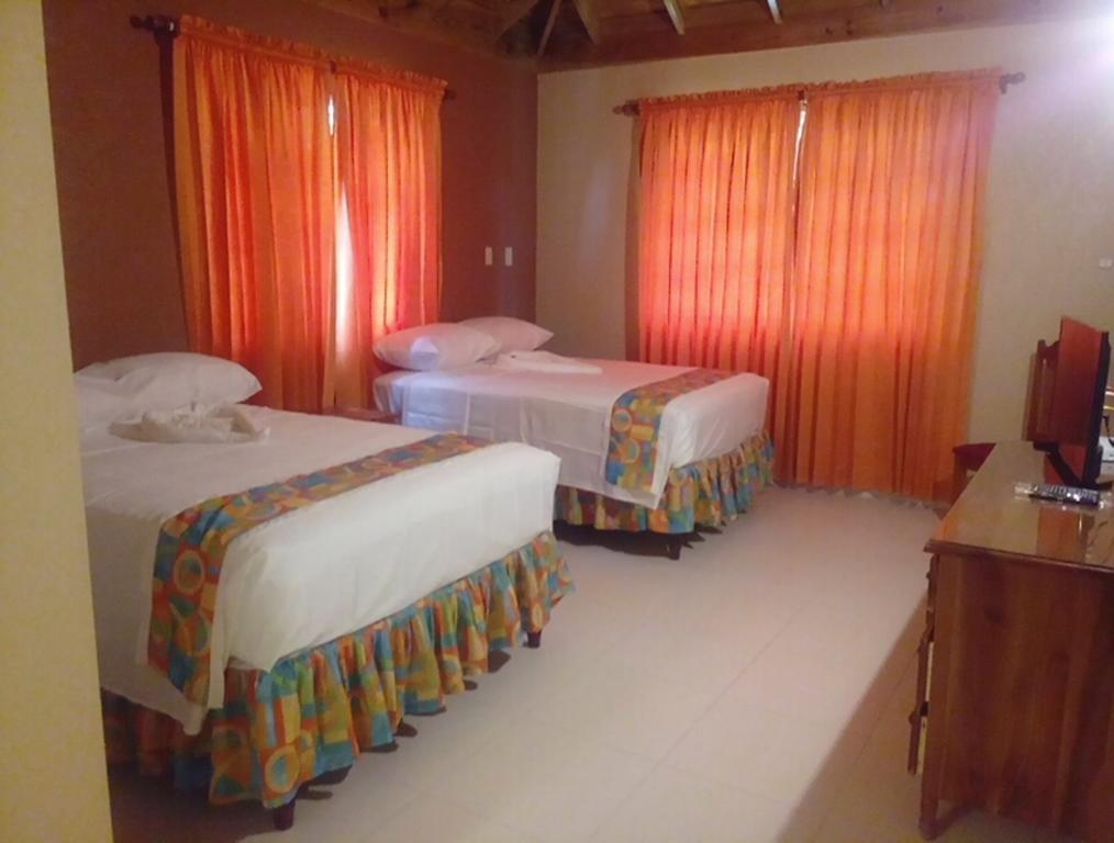Palm Bay Guest House & Restaurant Montego Bay Kültér fotó